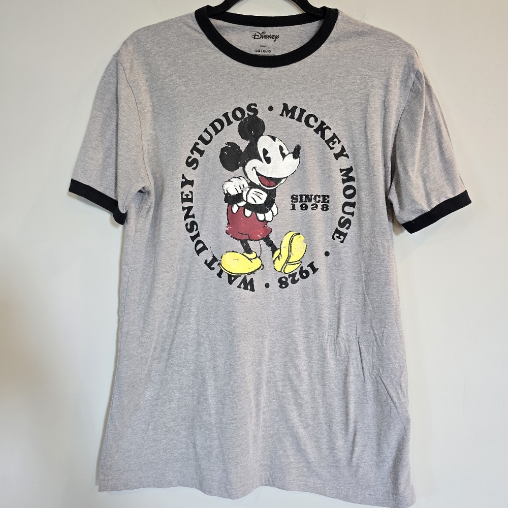 Mickey‎ Mouse Ringer T-shirt L Gray Walt Disney Studios (More Like a Medium)D159